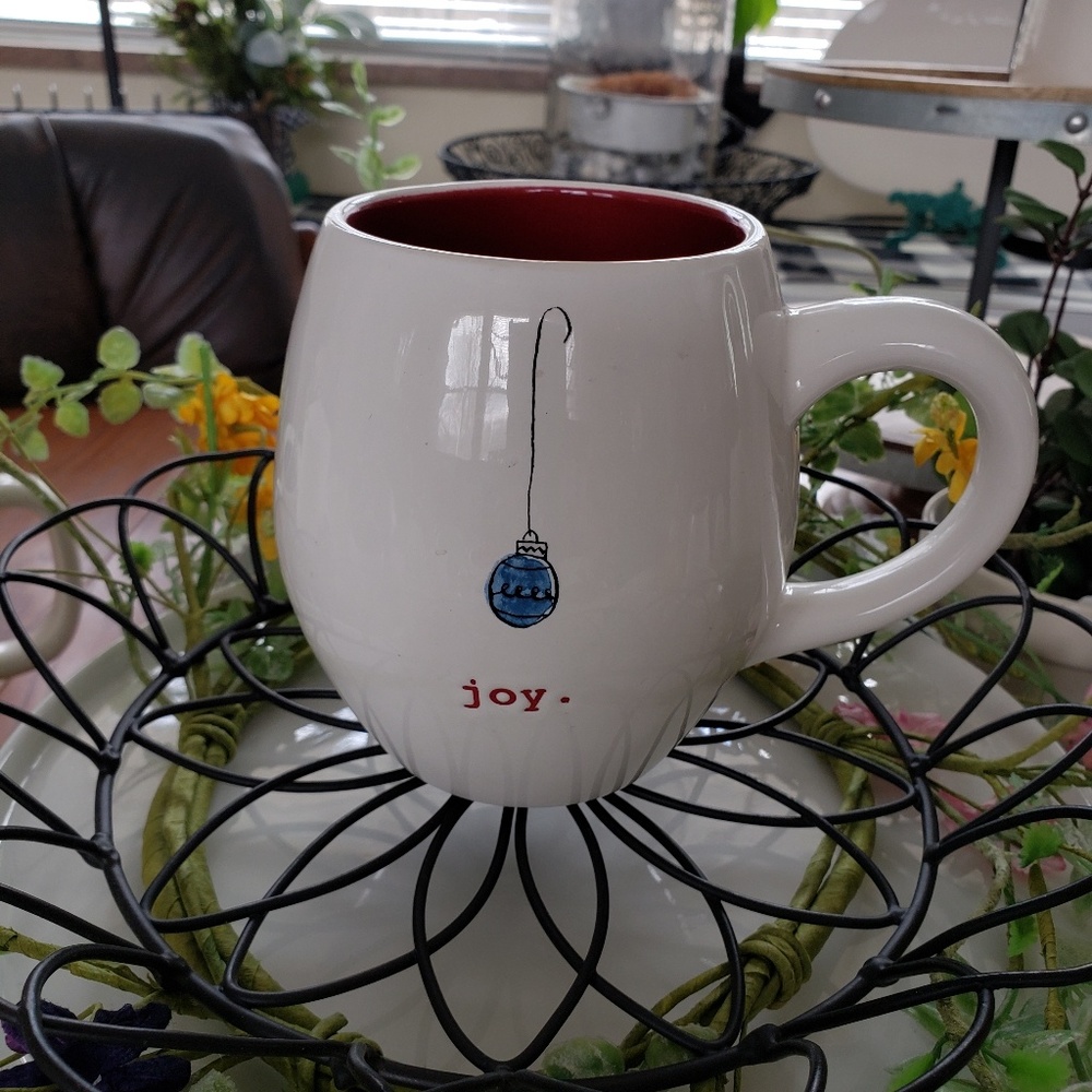 Rae Dunn mug